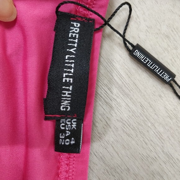 NWT PrettyLittleThing pink silky slinky crop top - Picture 10 of 11